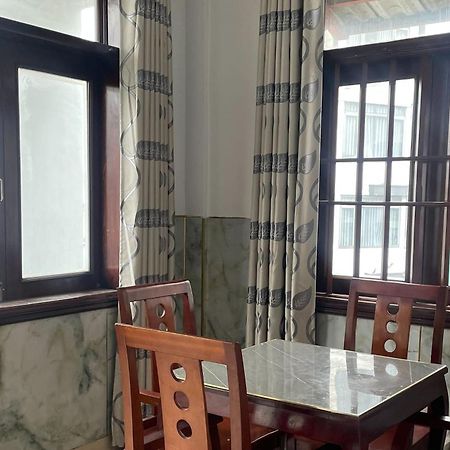 Hoa Sen Hotel Хошимин Экстерьер фото