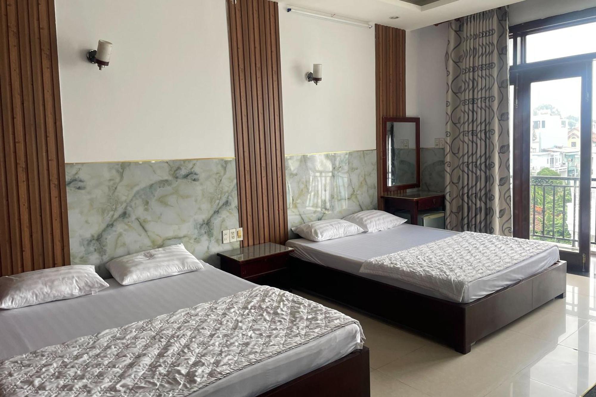 Hoa Sen Hotel Хошимин Экстерьер фото